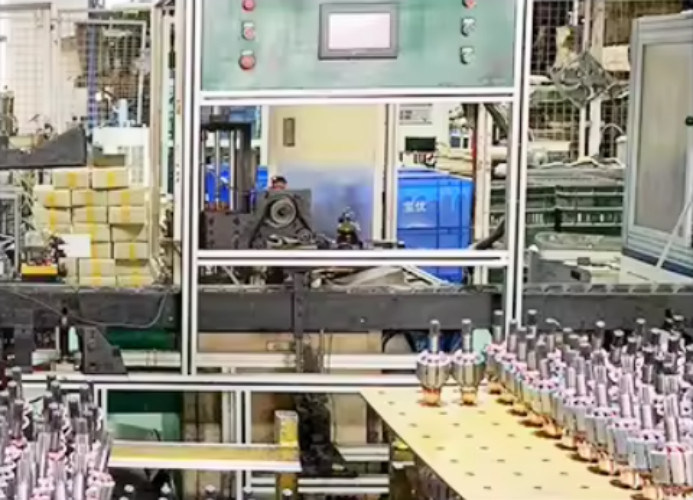Chongqing Mona Machinery Electronic Co., Ltd. ligne de production du fabricant